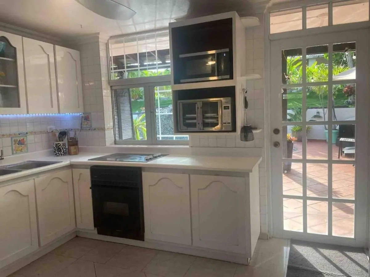 Massive 3 Bedroom With Pool And Hot Tub Playa de Guayanes Casa vacanze