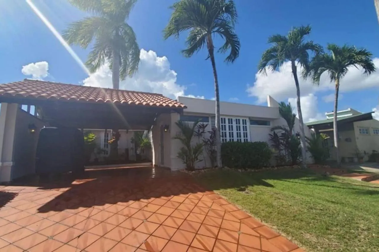 Massive 3 Bedroom With Pool And Hot Tub Playa de Guayanes