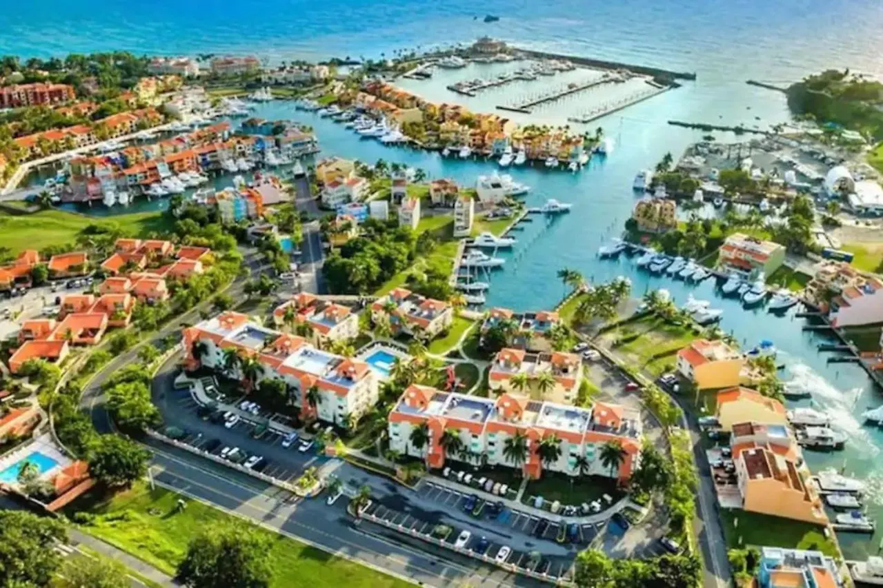 Massive 3 Bedroom With Pool And Hot Tub Playa de Guayanes 펜션