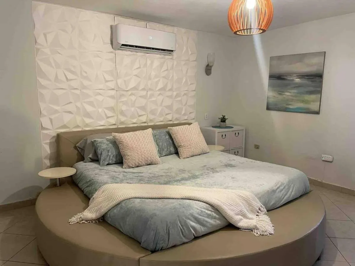 Massive 3 Bedroom With Pool And Hot Tub Playa de Guayanes